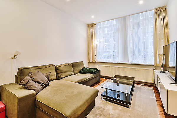 포토 JPG 해외이미지 창문 탁자 사람없음 인테리어 소파 텔레비전 공간 방 커튼 해외202309 해외포토 디자인 가구 의자 전자제품 파일형식