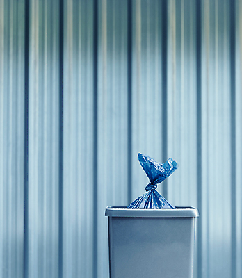 포토 JPG 해외이미지 컨셉 가방 포장 쟁반 종류 사람없음 상자 환경 재활용 쓰레기통 오염 던지기 쓰레기 폐기물 파편 일회용 컨테이너 플라스틱 청소 버리기 가득함 오브젝트 서비스 에코 생태계 패키지 낭비 고립 분류 생태학 처리 해외202309 해외포토 잡화 교육 산업 모션 재질 친환경 파일형식