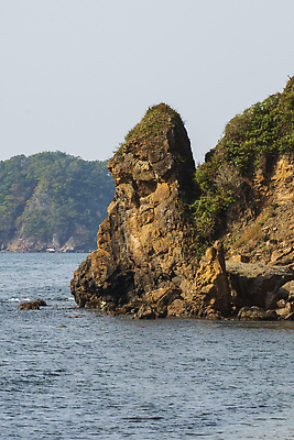 포토 JPG 해외이미지 바다 섬 여행 태국 자연 하늘 휴가 산 사람없음 물 파란색 만 암초 해외202309 해외포토 자연요소 아시아 컬러 생태계 파일형식