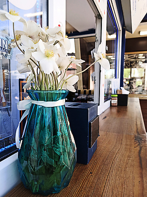 포토 JPG 해외이미지 라이프스타일 행복 음료 휴식 디저트 건강 사람없음 컵 뷰티 식당 초콜릿 얼음 이탈리아 카페 우유 추위 신선 칵테일 바 액체 달콤 크림 상쾌 조리대 카푸치노 카페테리아 에스프레소 밀짚 떨림 라떼 모카 우크라이나 채식주의자 카페인 휘핑크림 캐러멜 해외202309 해외포토 자연요소 식기 감정 유럽 커피 음식 컨셉 모션 유제품 주류 생활 상점 맛 짚 채식 휘핑 파일형식