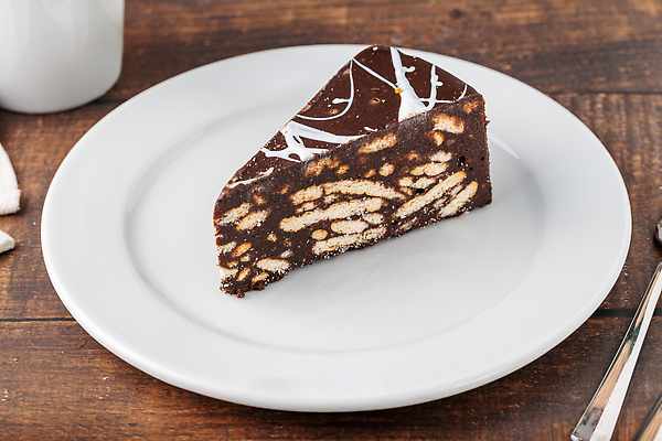 포토 JPG 해외이미지 전통 접시 커피 음식 조각 백그라운드 재료 부분 디저트 주택 건강 요리 사람없음 갈색 케이크 초콜릿 카페 가을 흰색 축하 신선 닫기 달콤 맛 아침식사 설탕 자르기 굽기 모자이크 코코아 고립 브라우니 페스츄리 핸드메이드 개암 맛있는 해외202309 해외포토 식기 계절 열매 음료 빵 컬러 컨셉 모션 건물 상점 식사 구이 파일형식