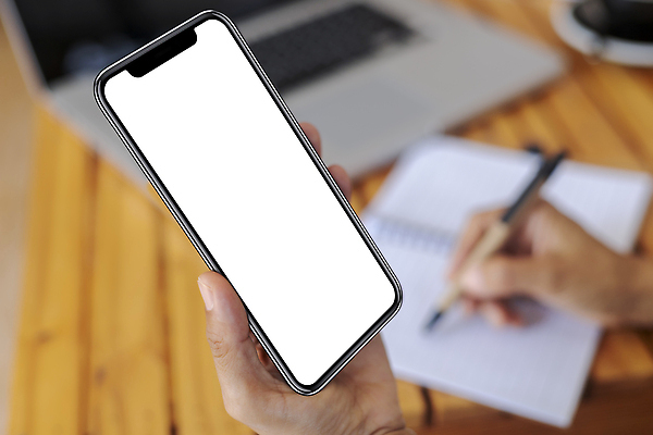 포토 JPG 해외이미지 라이프스타일 손 디자인 여자 백그라운드 컨셉 인터넷 비즈니스 탁자 모바일 세포 사람없음 목재 스마트폰 핸드폰 쇼핑 사무실 우주 디지털 스크린 검은색 공백 카페 터치 흰색 잡기 정상 전화기 스마트 검색 머리위 온라인 항공촬영 거짓 터치스크린 목업 카피스페이스 비어있는 해외202309 해외포토 나무 뷰포인트 컬러 가구 재료 모션 사람 생활 신체부위 전자제품 스마트기기 상점 파일형식