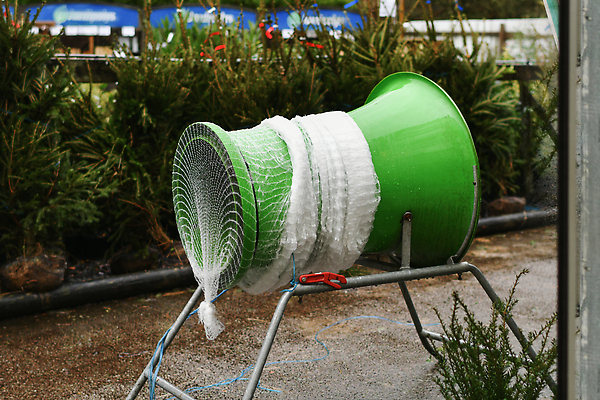 포토 JPG 해외이미지 나무 식물 크리스마스 포장 휴가 새해 사람없음 장식 초록색 농장 세일 상점 덮개 나뭇가지 시골 신선 소나무 바늘 그물 시장 선택 구매 플라스틱 12월 묶기 무역 팩 상록수 침엽수 전나무 소매 공평 짐싸기 매각 가문비나무 해외202309 해외포토 기념일 산업 컬러 컨셉 농업 모션 재질 쇼핑 화장품 뚜껑 도구 날짜 파일형식