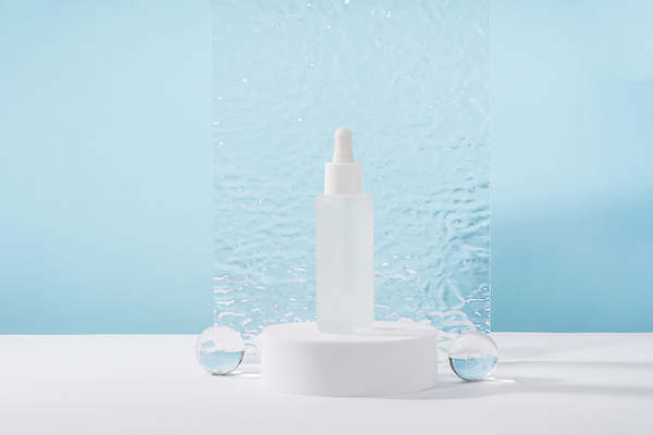 포토 JPG 해외이미지 라이프스타일 백그라운드 컨셉 포장 유리 그림자 사람없음 파란색 뷰티 화장품 블록 무대 물방울 액체 실험실 상품 받침대 피부 크림 피부관리 진열장 기하학 단상 구성 돌봄 신맛 지휘대 목업 아크릴 스타일 미니멀 해외202309 해외포토 컬러 무늬 모션 재질 실험 생활 신체부위 맛 파일형식