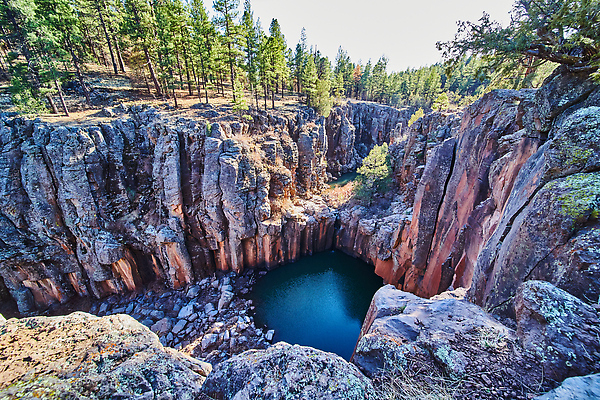 포토 JPG 해외이미지 나무 공원 여행 하늘 산 사람없음 야외 물 파란색 강 환경 골짜기 계곡 절벽 폭포 개울 황무지 숲 암초 애리조나 내추럴 전국 해외202309 해외포토 자연요소 식물 공공시설 컬러 자연 미국 파일형식