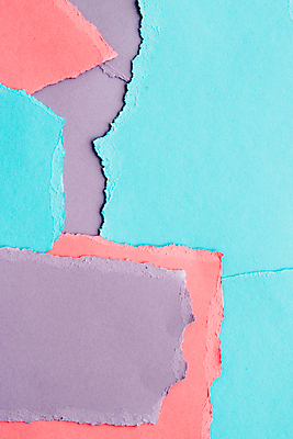 포토 JPG 해외이미지 종이 백그라운드 패턴 사람없음 컬러풀 화려 질감 찢어짐 카피스페이스 해외202309 해외포토 컬러 컨셉 무늬 모션 공백 파일형식