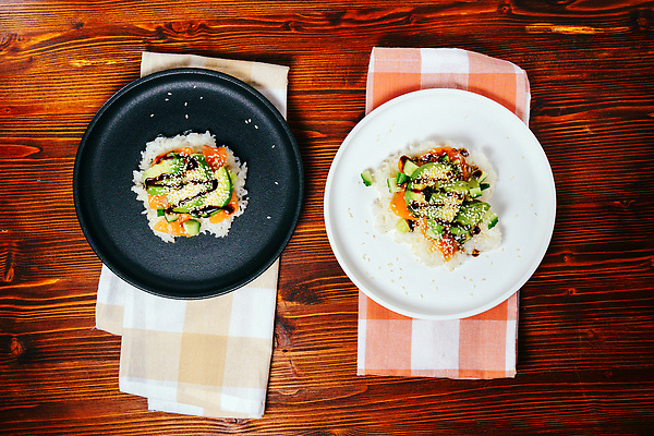 포토 JPG 해외이미지 전통 접시 음식 백그라운드 다이어트 재료 밥 오이 건강 육류 어류 요리 동양인 사람없음 유행 일본 저녁식사 초밥 회 신선 맛 혼합 먹기 해산물 준비 날것 연어 아보카도 와플 플랫레이 맛있는 해외202309 해외포토 식기 아시아 컨셉 채소 과일 식재료 모션 디저트 인종 식사 수중동물 플랫 일본음식 파일형식