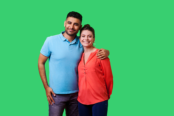 포토 JPG 해외이미지 커플 응시 남자 행복 결혼 중동 가족 관계 포옹 청소년 성공 협력 수염 함께함 사랑 서기 사람 동양인 두명 친구 믿음 우정 기쁨 예측 인도인 만족 긍정 히스패닉 녹색배경 고립 이란 지원 스타일 튀르키예 해외202309 해외포토 외국인 시선 감정 나라 아시아 백그라운드 컨셉 안기 모션 인종 이벤트 초록색 파일형식