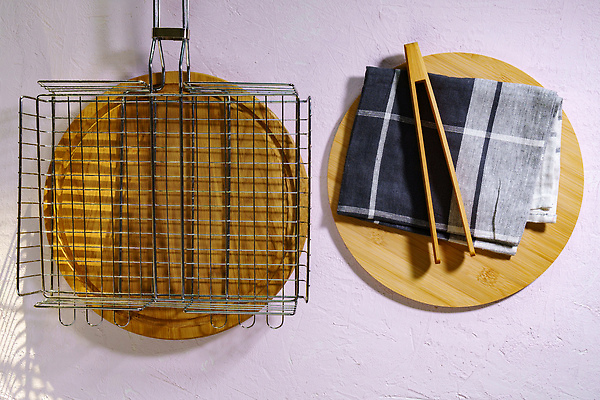 포토 JPG 해외이미지 음식 백그라운드 불 새로움 육류 요리 사람없음 야외 소풍 파티 금속 검은색 뜨거움 닫기 그릴 바비큐 굽기 철 준비 숯 뒤뜰 철강 비어있는 해외202309 해외포토 자연요소 컬러 컨셉 식재료 모션 재질 주방용품 이벤트 야외활동 구이 파일형식