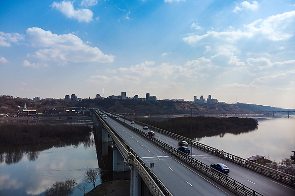 포토 JPG 해외이미지 도로 바다 여행 건축양식 교통시설 자동차 자연 하늘 풍경 사람없음 건물 물 파란색 강 도시풍경 금속 항구 기차 에너지 도시 고속도로 정상 아치 수로 장면 네비게이션 천연기념물 드론 랜드마크 채널 철강 해외202309 해외포토 자연요소 건축물 건축 길 육상교통 컬러 교통 재질 대중교통 시설 생태계 파일형식
