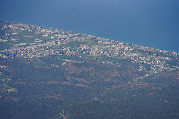 포토 JPG 해외이미지 바다 자연 산 안테나 풍경 사람없음 여름 지중해 언덕 칠면조 내추럴 해외202309 해외포토 계절 통신 조류 생태계 파일형식