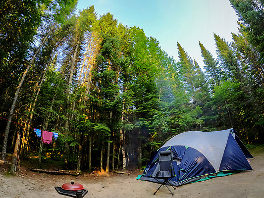 포토 JPG 해외이미지 나무 라이프스타일 계절 공원 호수 여행 백그라운드 밭 의자 태국 자연 하늘 아침 휴가 산 텐트 풍경 사람없음 야외 초록색 여름 빛 강 햇빛 태양 뷰티 일출 환경 일몰 하이킹 장비 시골 숲 캠핑장 장면 북쪽 해외202309 해외포토 주간 자연요소 식물 공공시설 아시아 컬러 가구 농업 레저 캠핑도구 생활 노을 캠핑 방향 생태계 파일형식