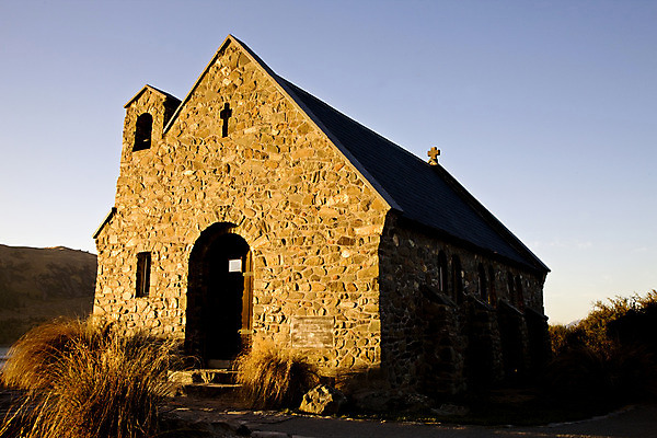 포토 JPG 해외이미지 호수 섬 여행 자연 하늘 새로움 풍경 사람없음 야외 파란색 교회 최고 남쪽 해외202004 해외포토 컬러 컨셉 종교건축 건물 방향 생태계 파일형식