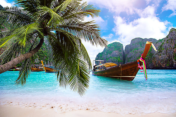 포토 JPG 해외이미지 아시아 모래 바다 섬 여행 태국 자연 하늘 휴가 휴식 파노라마 풍경 사람없음 물 여름 파란색 만 보트 산호 꼬리 마야 석호 안다만 파라다이스 해외202004 해외포토 자연요소 계절 나라 컬러 컨셉 배_교통 촬영기법 자포동물 생태계 마야문명 파일형식