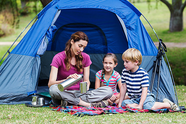 포토 JPG 해외이미지 나무 백인 라이프스타일 여자 남자 딸 행복 아들 어린이 가족 자연 엄마 휴가 함께함 텐트 사랑 앉기 소년 잔디 성인 야외 세명 초록색 30대 봄 캠핑 시골 캠핑장 해외202004 해외포토 서양인 식물 계절 감정 컬러 컨셉 관계 모션 레저 캠핑도구 사람 생활 장년 생태계 파일형식