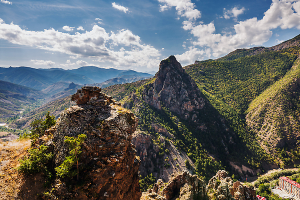 포토 JPG 해외이미지 여행 나비 자연 유리 하늘 산 사람없음 야외 초록색 관광지 마을 관찰 숲 언덕 빙하 타운 칠면조 랜드마크 절정 해외202309 해외포토 컬러 곤충 모션 재질 조류 도시 생태계 파일형식