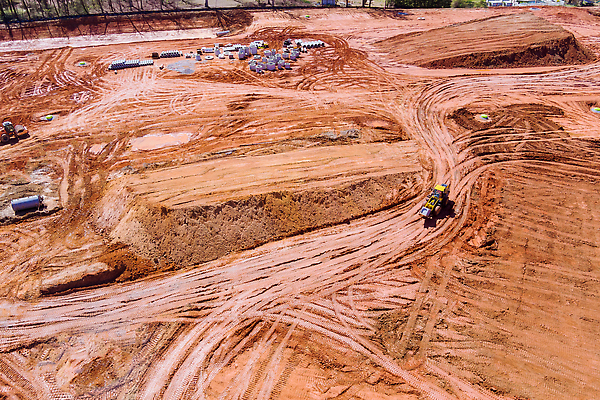포토 JPG 해외이미지 산업 사람없음 건물 장비 건설현장 업무 불도저 굴착기 발굴 지하 공학 배수구 개발 땅바닥 땅파기 설치 조감도 파이프라인 폐수 해외202309 해외포토 건축물 교육 바닥 건설업 작업 중장비 환경오염 파이프_관 파일형식