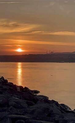 EPS 해외이미지 실루엣 유럽 아시아 문화 바다 여행 일러스트 건축양식 교통시설 하늘 이스탄불 파노라마 풍경 야외 건물 물 파란색 관광지 빛 도시풍경 뷰티 여행객 일출 일몰 도시 역사 야간 대륙 스카이라인 칠면조 랜드마크 보스포루스 콘스탄티노플 튀르키예 해외202309 해외일러스트 자연요소 건축물 건축 나라 컬러 교통 조류 촬영기법 사람 노을 시설 파일형식 벡터