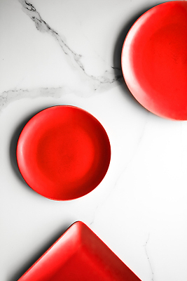 포토 JPG 해외이미지 그릇 사람없음 빨간색 화려 플랫 오브젝트 대리석 해외202309 해외포토 식기 컬러 컨셉 재료 파일형식