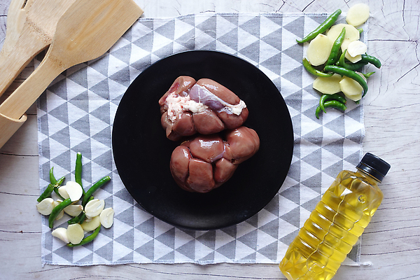 포토 JPG 해외이미지 동물 음식 재료 건강 육류 요리 사람없음 빨간색 갈색 저녁식사 중국 흰색 신선 막대기 프라이팬 신장 유기농 간 소금 양고기 해외202309 해외포토 웰빙 아시아 컬러 식재료 주방용품 식사 장기_의학 비뇨기관 파일형식