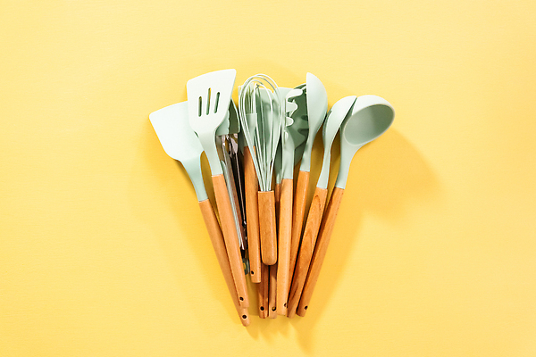 포토 JPG 해외이미지 새로움 사람없음 파란색 세트 노란색 기구 머리위 플랫레이 해외202309 해외포토 컬러 컨셉 플랫 파일형식