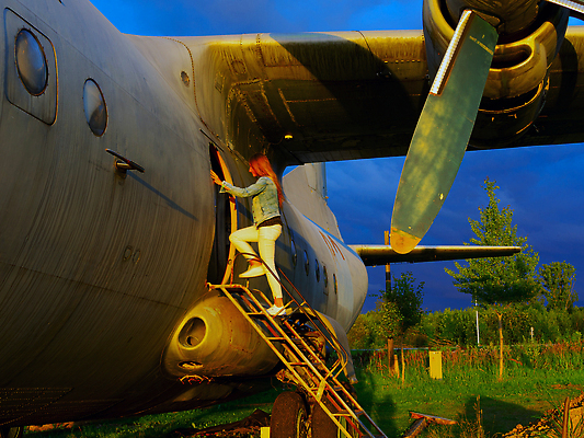 포토 JPG 해외이미지 산업 별 스포츠 사다리 교통시설 한명 빛 글로벌 일출 힘 전시 수확 골동품 보호 발사 충돌 은퇴 전시회 속도 복고 군용 싸움 전쟁 패배 제트기 시스템 육군 기어 한조각 공학 고립 구식 그런지 대패 재앙 지원 해외202309 해외포토 자연요소 1 교육 교통 컨셉 농업 모션 비행기 군대 사람 노을 도구 시설 파일형식