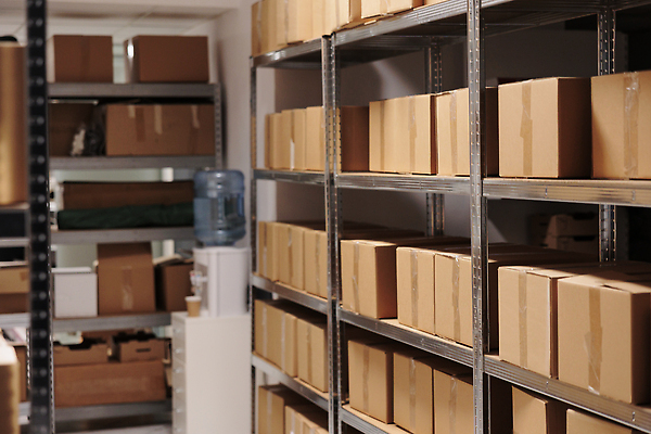 포토 JPG 해외이미지 노동자 실내 사람없음 상자 작업 물류창고 해외202309 해외포토 직업 내부 창고 파일형식