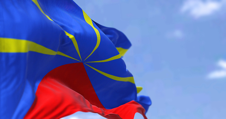 포토 JPG 해외이미지 해외 디자인 배너 문화 물결 여행 아프리카 바람 사람없음 야외 빨간색 자유 프랑스 깃발 직물 국기 민주주의 천 심볼 사인 질감 신분 영토 애국심 프랑스어 시민 독립 전국 해외202309 해외포토 자연요소 문자 유럽 나라 컬러 컨셉 날씨 국민 파일형식