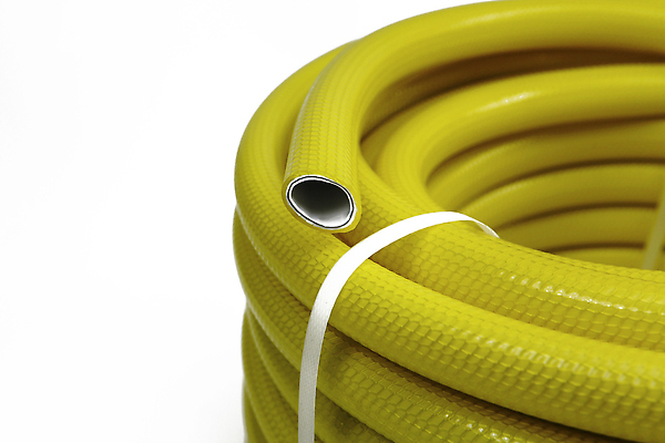 포토 JPG 해외이미지 산업 백그라운드 나선형 사람없음 물 컬러풀 노란색 정원 스트레칭 흰색 공구 원형 연결 플라스틱 유연 묘사 오브젝트 보따리 물주기 원예 롤 시스템 실타래 호스 튜브 섬유 고무 감싸기 고립 압력 해외202309 해외포토 자연요소 도형 컬러 무늬 모션 재질 취미 운동 도구 직물 파일형식