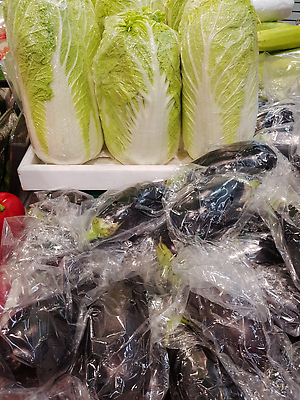 포토 JPG 해외이미지 잡화 음식 백그라운드 농업 채소 과일 재료 자연 가지 선반 실내 식이요법 사람없음 가로 초록색 여름 쇼핑 세일 쌓기 바구니 상점 정원 수확 흰색 신선 그룹 시장 농부 큼 계산대 무역 유기농 진열장 양배추 날것 모음 비타민 슈퍼마켓 내추럴 채식주의자 전경 해외202309 해외포토 직업 웰빙 계절 산업 컬러 가구 모션 건강 풍경 내부 크기 생태계 채식 영양소 파일형식 탑뷰