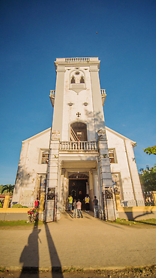포토 JPG 해외이미지 외관 유럽 아시아 기독교 종교 시계 여행 십자가 건축양식 동양인 사람없음 건물 세로 세계 성당 교회 여행객 이탈리아 천주교 도시 중세 역사 스페인 재산 신성 동쪽 고딕 랜드마크 바로크 바실리카 숭배 식민지 옛날 해외202309 해외포토 건축물 건축 나라 종교건축 사람 인종 금융 방향 파일형식