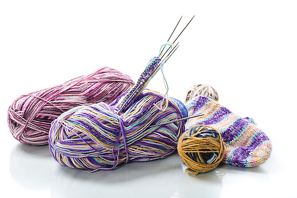 포토 JPG 해외이미지 따뜻함 사람없음 뜨개질 털실 공예 오브젝트 부드러움 실타래 뜨개도구 코바늘 해외202309 해외포토 취미 도구 감각 실 파일형식