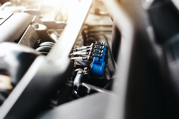 포토 JPG 해외이미지 산업 부분 교통시설 자동차 새로움 사람없음 금속 힘 기계 장비 에너지 오염 변화 수리 보호 휘발유 묘사 오브젝트 서비스 전자 연료 가스 시스템 튜브 짐차 엔진 고무 모터 교체 노즐 돌봄 디젤 엘리먼트 옛날 자동 철강 해외202309 해외포토 육상교통 교통 컨셉 모션 재질 석유 시설 파일형식