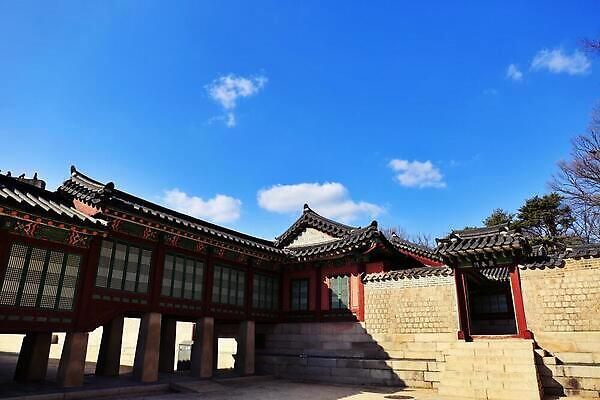 포토 JPG 해외이미지 건축양식 하늘 주택 사람없음 건물 궁전 사찰 재산 해외202309 해외포토 건축물 건축 고건축 종교건축 금융 파일형식