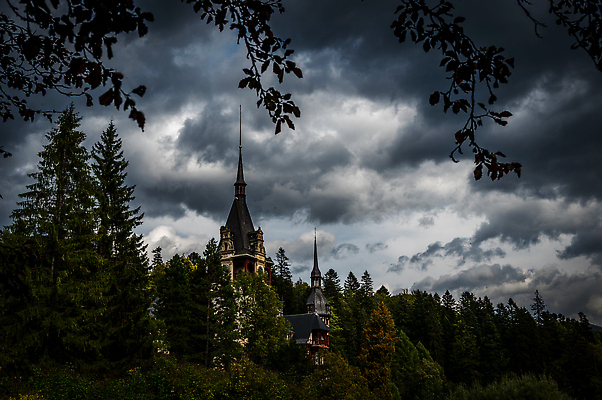 포토 JPG 해외이미지 유럽 문화 여행 건축양식 하늘 산 미술 사람없음 건물 초록색 파란색 세계 뷰티 탑 궁전 발코니 성 중세 역사 재산 숲 맨션 박물관 동쪽 루마니아 랜드마크 르네상스 바로크 옛날 트란실바니아 해외202309 해외포토 건축물 건축 나라 컬러 고건축 문화예술 주택 금융 방향 파일형식