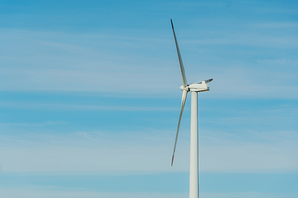 포토 JPG 해외이미지 모션 바람 사람없음 농장 환경 힘 재활용 풍차 발전기 발전소 에너지 그린에너지 풍력에너지 역 제조 보호 에코 친환경 생태계 프로펠러 회전 자원 세대 모터 혁명 개발 기후변화 생태학 요금 전압 효율 힘찬 공급 해외202309 해외포토 자연요소 교육 컨셉 농업 교통시설 날씨 변화 파일형식