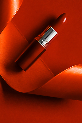 포토 JPG 해외이미지 리본 사람없음 빨간색 뷰티 화장품 립스틱 오브젝트 해외202309 해외포토 컬러 파일형식