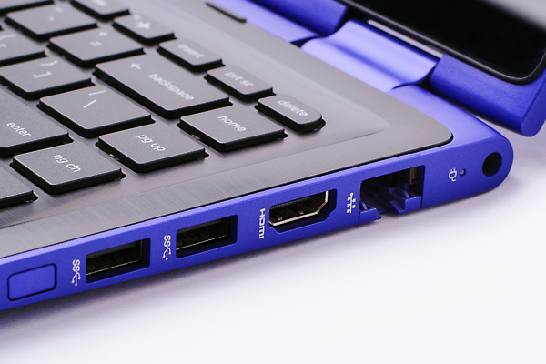 포토 JPG 해외이미지 백그라운드 인터넷 비즈니스 소년 사람없음 옆모습 파란색 노트북 컴퓨터 사무실 공책 힘 운전 공구 키보드 업무 닫기 콘센트 연결 USB 묘사 전자 포트 스위치 랜 하드웨어 해외202309 해외포토 남자 어린이 뷰포인트 컬러 모션 문구용품 전자제품 도구 작업 파일형식