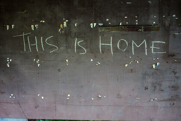 포토 JPG 해외이미지 디자인 벽 백그라운드 패턴 텍스트 표면 날씨 추상 주택 미술 사람없음 숫자 금속 페인트 손상 수확 골동품 시골 도시 점 얼룩 거친 보행로 철 묘사 사인 부식 분필 질감 복고 캔버스 먼지 시들음 그런지 옛날 차고 철강 비어있는 해외202309 해외포토 문자 길 컨셉 무늬 농업 재질 문화예술 건물 초크 파일형식