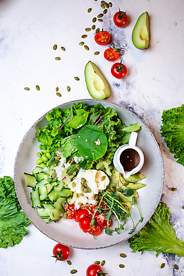 포토 JPG 해외이미지 접시 음식 컬러 조각 잎 다이어트 토마토 채소 재료 양파 오이 치즈 건강 육류 요리 사람없음 빨간색 초록색 식당 식사 저녁식사 이탈리아 당근 샐러드 흰색 신선 체리 맛 그릴 상품 혼합 상추 브로콜리 먹기 허브 향신료 날것 후추 점심식사 섞기 채식주의자 맛있는 해외202309 해외포토 식물 식기 유럽 컨셉 과일 식재료 모션 주방용품 유제품 뿌리채소 상점 채식 향미료 파일형식