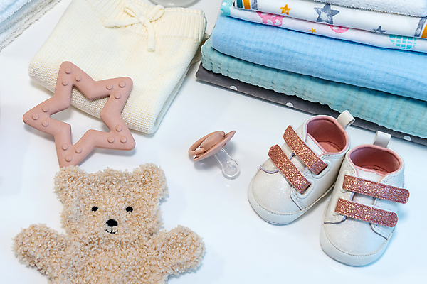 포토 JPG 해외이미지 별 사람없음 곰인형 아기용품 노리개젖꼭지 오브젝트 아기신발 유아복 해외202309 해외포토 자연요소 옷 인형 신발 파일형식