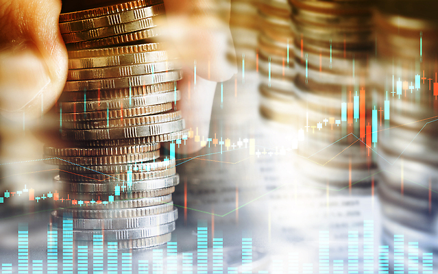 포토 JPG 해외이미지 손 백그라운드 돈 신체부위 금융 동전 성장 투자 동전탑 다중노출 해외202309 해외포토 비즈니스 촬영기법 사람 경제 쌓기 재산 파일형식