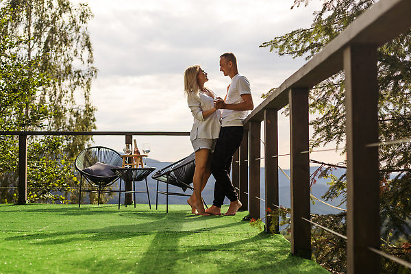 포토 JPG 해외이미지 라이프스타일 배너 커플 여자 행복 유럽 여행 건축양식 가족 자연 호텔 휴가 휴식 산 주택 사랑 사람 풍경 성인 야외 두명 여름 스마트폰 뷰티 여행객 항구 세계문화유산 발코니 도시 통화 항공촬영 몬테네그로 부드바 해외202309 해외포토 계절 건축 감정 나라 뷰포인트 컨셉 관계 교통시설 모션 숙소 건물 생활 핸드폰 스마트기기 문화재 생태계 파일형식