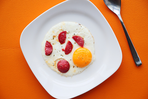 포토 JPG 해외이미지 전통 음식 조각 육류 사람없음 식사 저녁식사 소고기 튀김 신선 뜨거움 프라이팬 소시지 맛 아침식사 향신료 준비 햄 슬라이스 베이컨 오믈렛 점심식사 살라미 섞기 핸드메이드 맛있는 해외202309 해외포토 컨셉 식재료 주방용품 돼지고기 가공식품 계란요리 향미료 파일형식