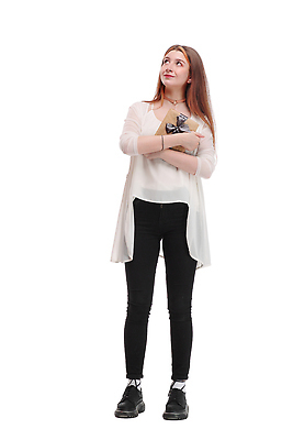 포토 JPG 해외이미지 1 응시 드레스 여자 행복 리본 백그라운드 크리스마스 휴가 갈색머리 선물 사랑 한명 미소 사람 친구 상자 뷰티 유행 카메라 귀여움 축제 놀람 흰색 축하 표현 잡기 생일 달콤 흥분 긍정 고립 해외202309 해외포토 헤어스타일 시선 옷 기념일 감정 컬러 컨셉 관계 모션 표정 전자제품 맛 파일형식