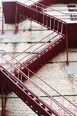 포토 JPG 해외이미지 식물 직업 외관 산업 벽 백그라운드 비즈니스 건축양식 사다리 공장 불 추상 벽돌 출입구 사람없음 건물 계단 금속 업무 탈출 단계 깨짐 옛날 해외202309 해외포토 자연요소 건축물 건축 컨셉 무늬 공업 재질 도구 작업 파일형식