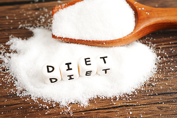 포토 JPG 해외이미지 영어 사람없음 숟가락 흰색 설탕 당뇨병 해외202309 해외포토 문자 컬러 수저 질병 파일형식