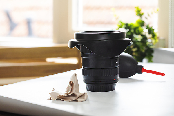 포토 JPG 해외이미지 직업 백그라운드 컨셉 사업가 직장 실내 사람없음 하이앵글 카메라 디지털 장비 붓 업무 그룹 작업실 디지털카메라 발사 청소 사진사 책상 오브젝트 흰배경 레이아웃 대리석 유지 조립 카메라렌즈 항공촬영 고립 센서 정물화 프리랜서 카피스페이스 중소기업 해외202309 해외포토 뷰포인트 가구 회사 재료 내부 전자제품 공백 흰색 작업 작가 그림 파일형식