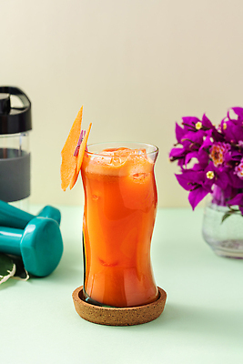 포토 JPG 해외이미지 음료 컬러 다이어트 채소 오렌지 재료 유리 귤 건강 키위 사람없음 빨간색 컬러풀 노란색 주스 당근 추위 신선 칵테일 달콤 아침식사 상쾌 유기농 날것 내추럴 살구 숙성 스무디 채식주의자 디톡스 비건 맛있는 해외202309 해외포토 웰빙 감정 과일 재질 뿌리채소 주류 식사 맛 채식 파일형식