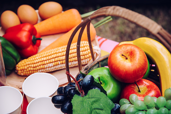 포토 JPG 해외이미지 전통 라이프스타일 계절 음료 음식 빵 컬러 여행 백그라운드 다이어트 과일 재료 자연 유리 포도 휴가 휴식 치즈 건강 요리 사람없음 빨간색 초록색 여름 뷰티 소풍 바구니 정원 맑음 캠핑 흰색 시골 신선 아침식사 사과 다발 먹기 유기농 냅킨 내추럴 식품점 해외202309 해외포토 웰빙 컨셉 모션 재질 레저 날씨 유제품 생활 야외활동 상점 식사 생태계 파일형식